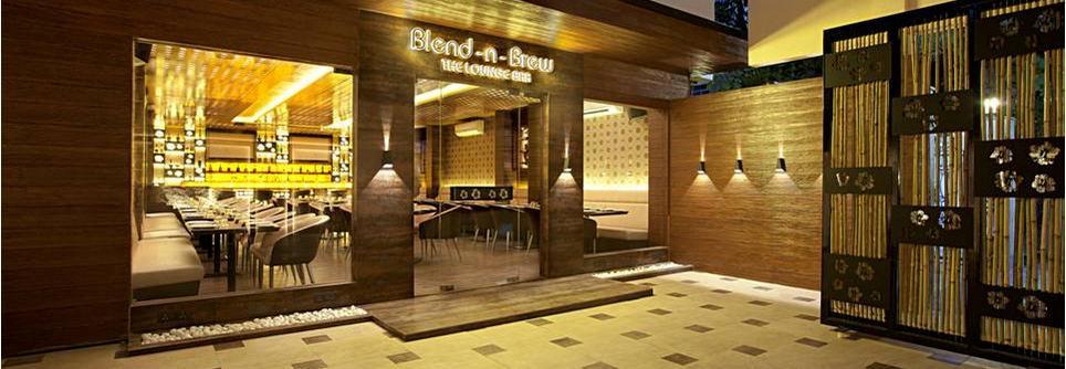 Hotel Plaza Мумбай Екстериор снимка